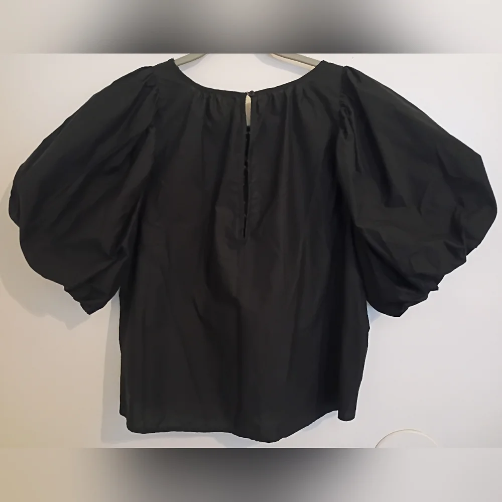 Free People Women's‎ Black Puff Sleeve Blouse Embroidered Front Sz M
